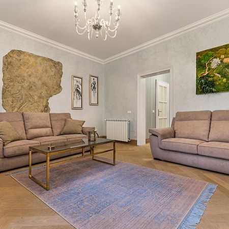 Krone Apartment Braşov Eksteriør bilde