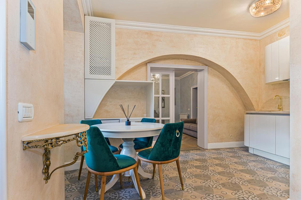 Krone Apartment Braşov Eksteriør bilde